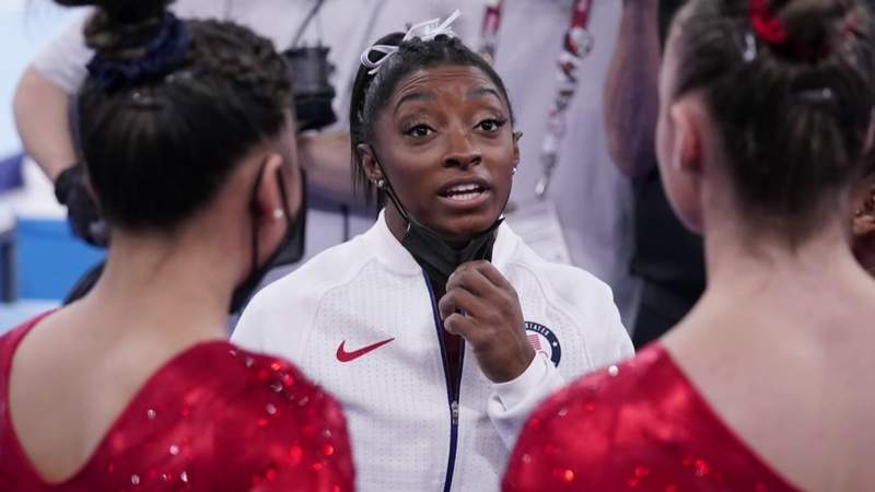 Lynchburg athletes react to Simone Biles withdrawal at Tokyo Olympics