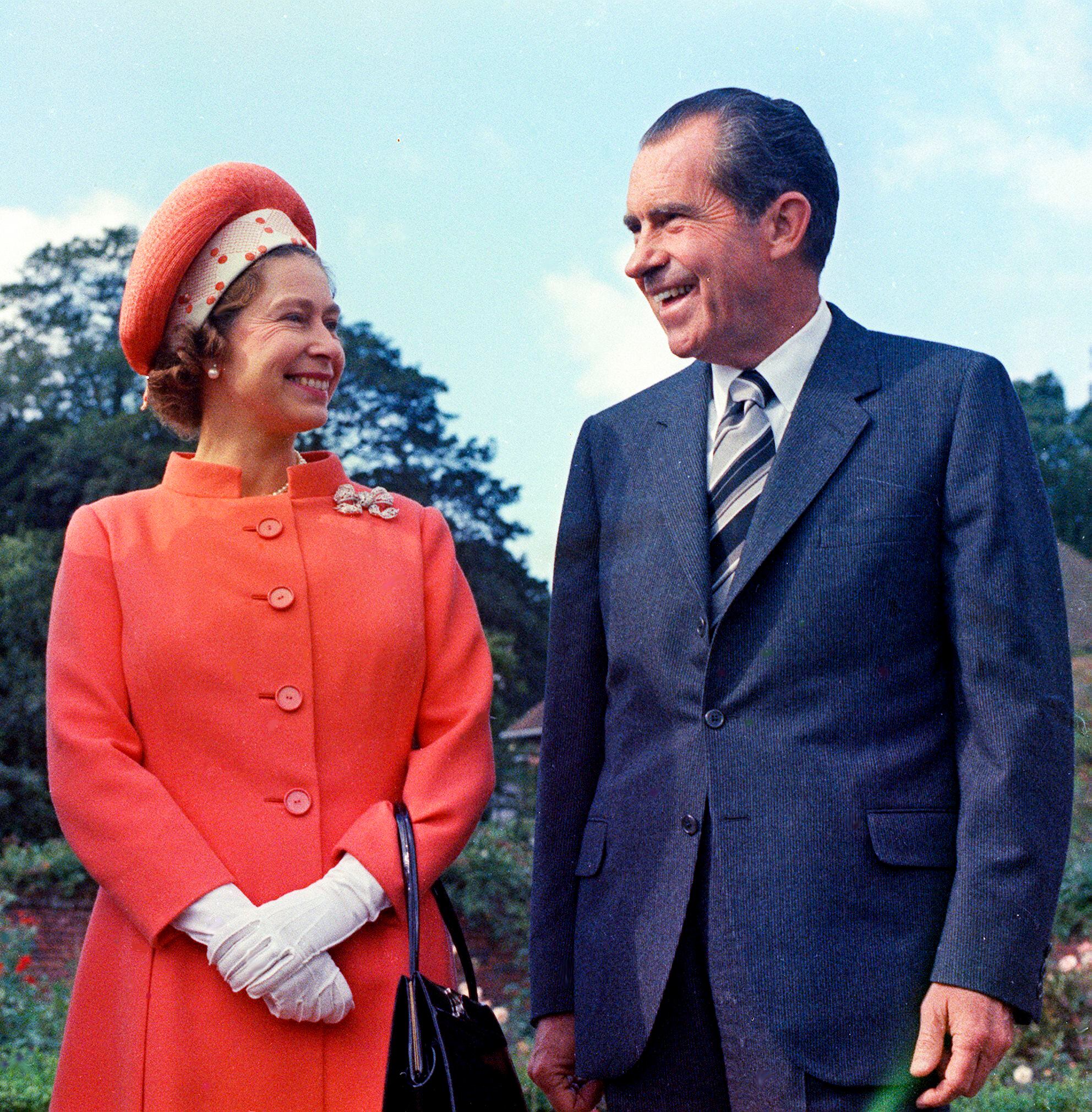 Queen Elizabeth's reign featured enchiladas with Reagan, dancing