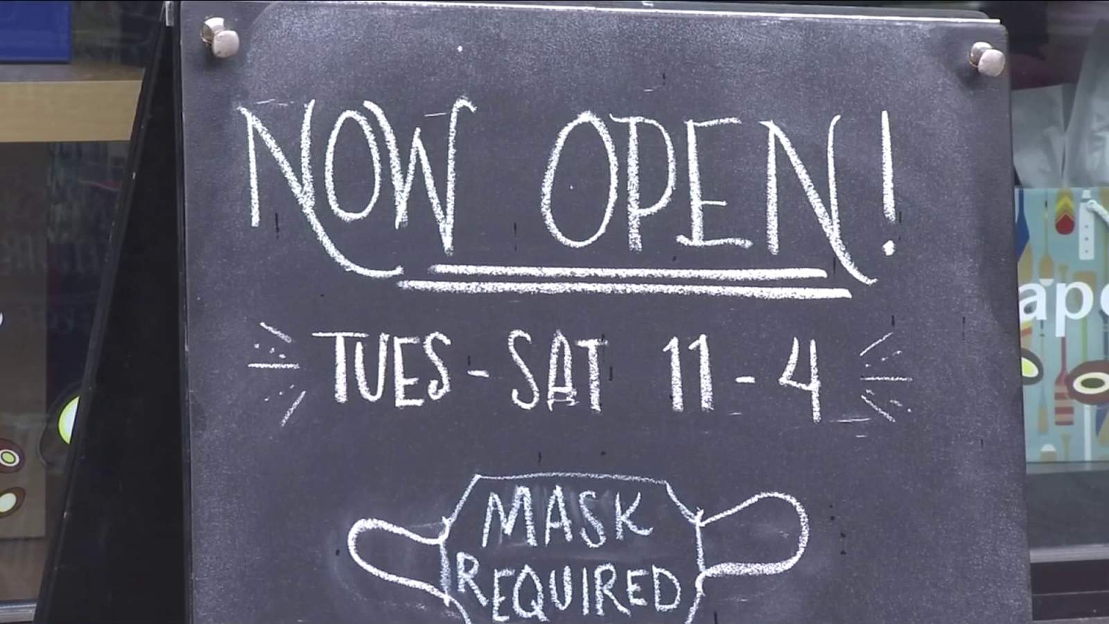 Roanoke customers, businesses adjust to Virginia’s mandatory mask mandate