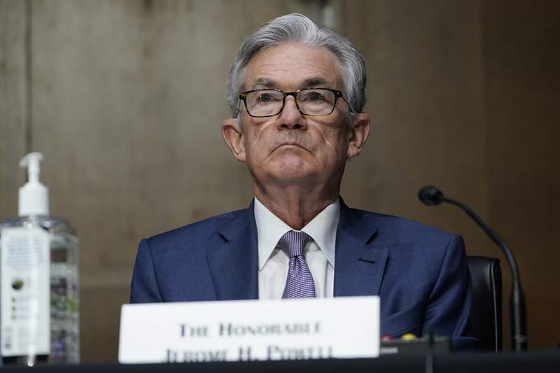 Fed survey sees faster growth despite supply-chain problems