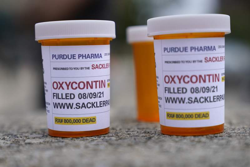 OxyContin maker's lawyer warns of long, expensive litigation