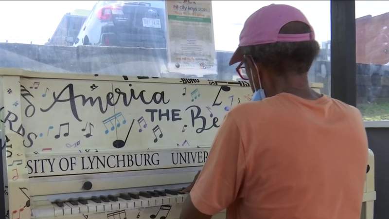 Hill City Keys brings music to Lynchburg by putting public pianos back out