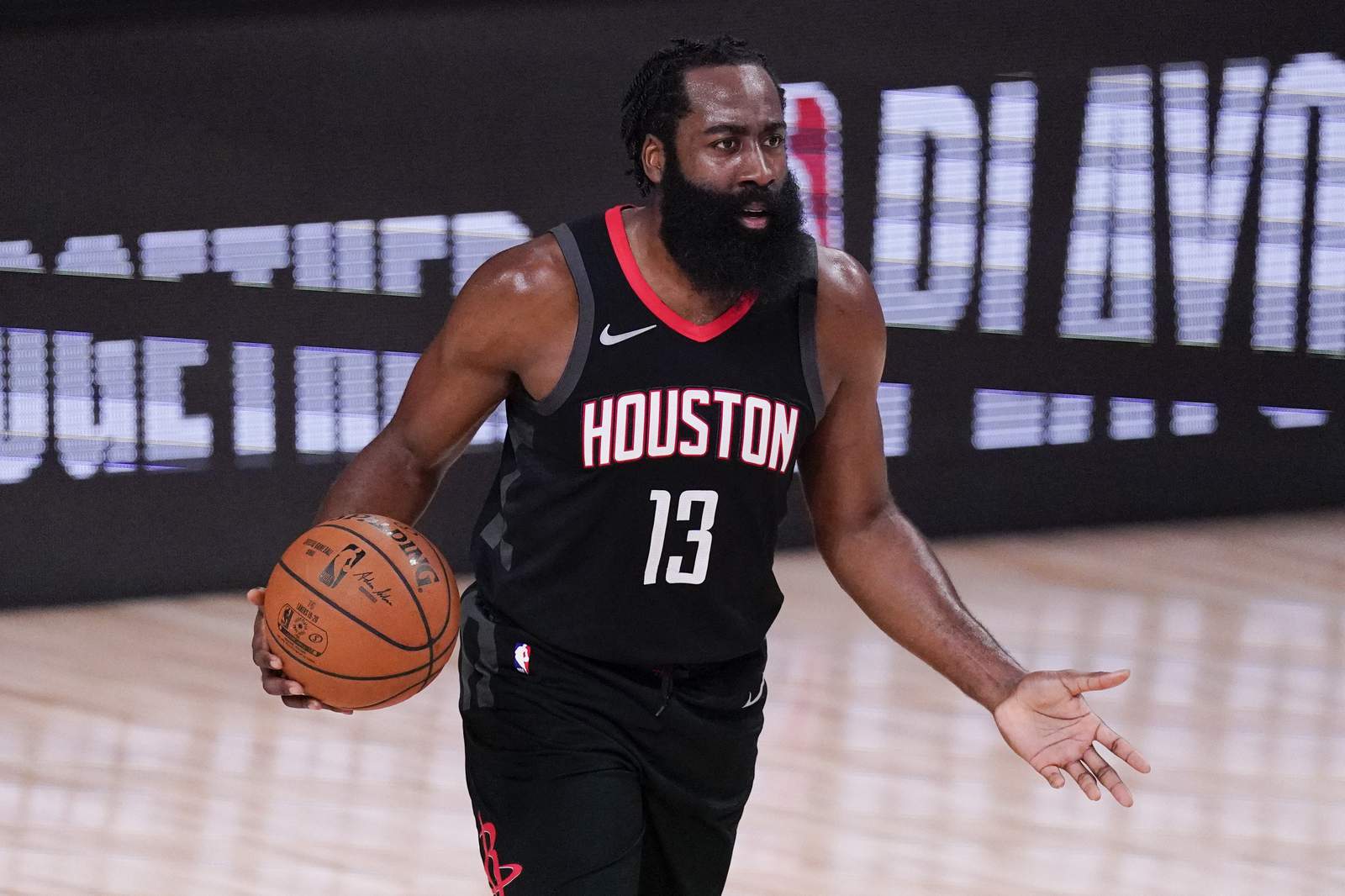 Harden practices with Rockets; coach says he’ll play Tuesday