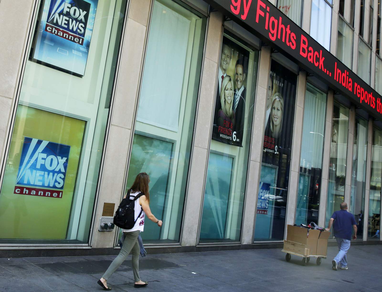 Pressure mounts, rifts emerge at Fox News over election