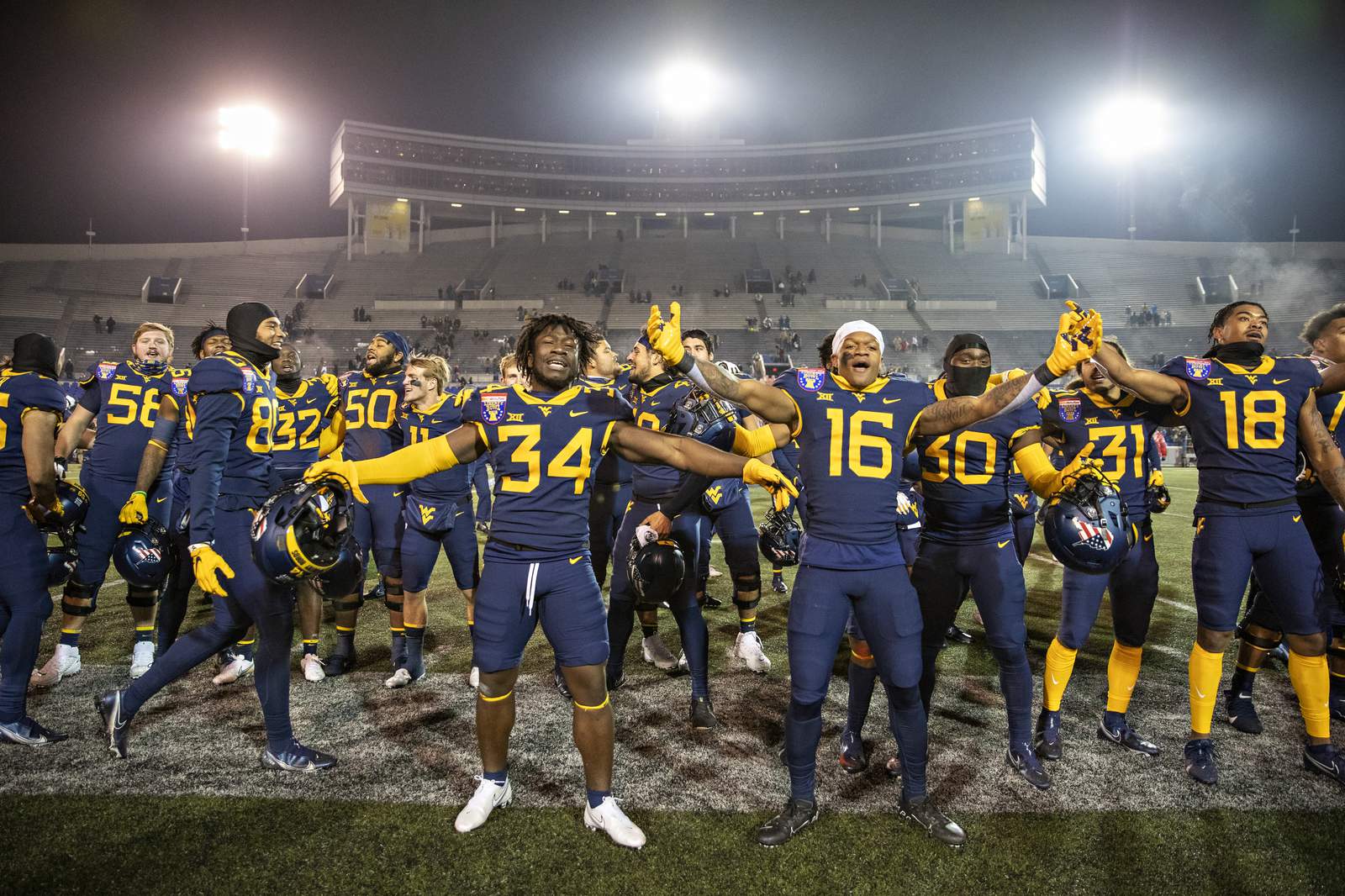 West Virginia rallies to beat Army 24-21 in Liberty Bowl