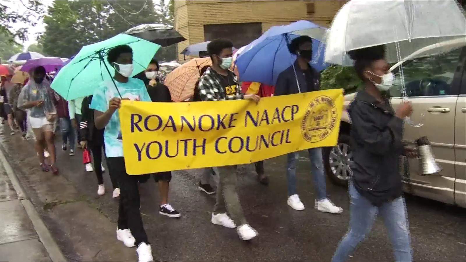 ‘I’m black inside and out, and proud of that’: Teenagers lead Juneteenth march in Roanoke