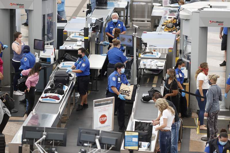 TSA to double fines for people who refuse to wear masks on planes