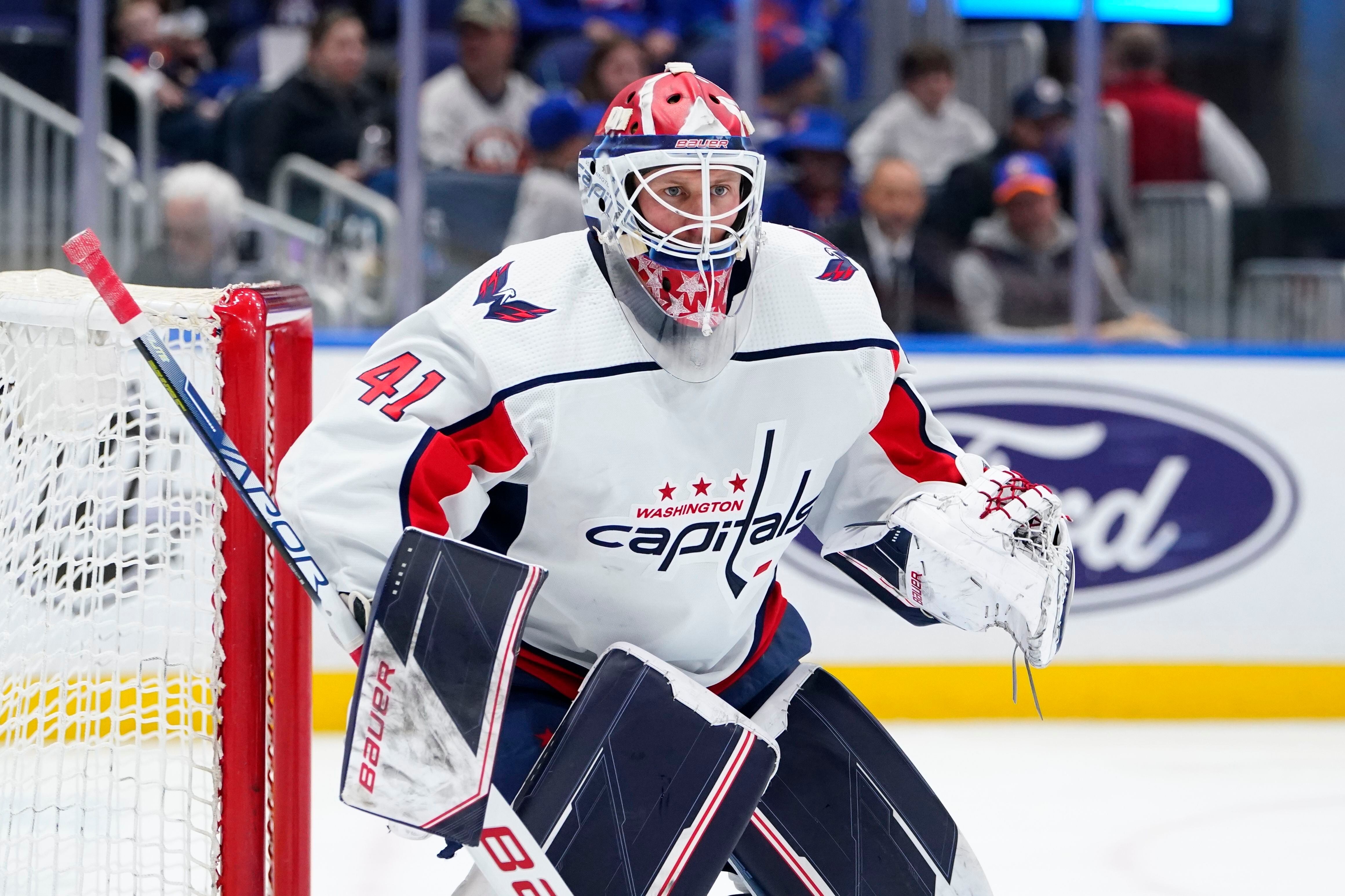 Darcy Kuemper chooses Capitals in free agency after winning