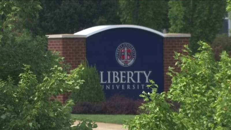 Liberty University sees more than 200 people get first dose at COVID-19 vaccine clinic