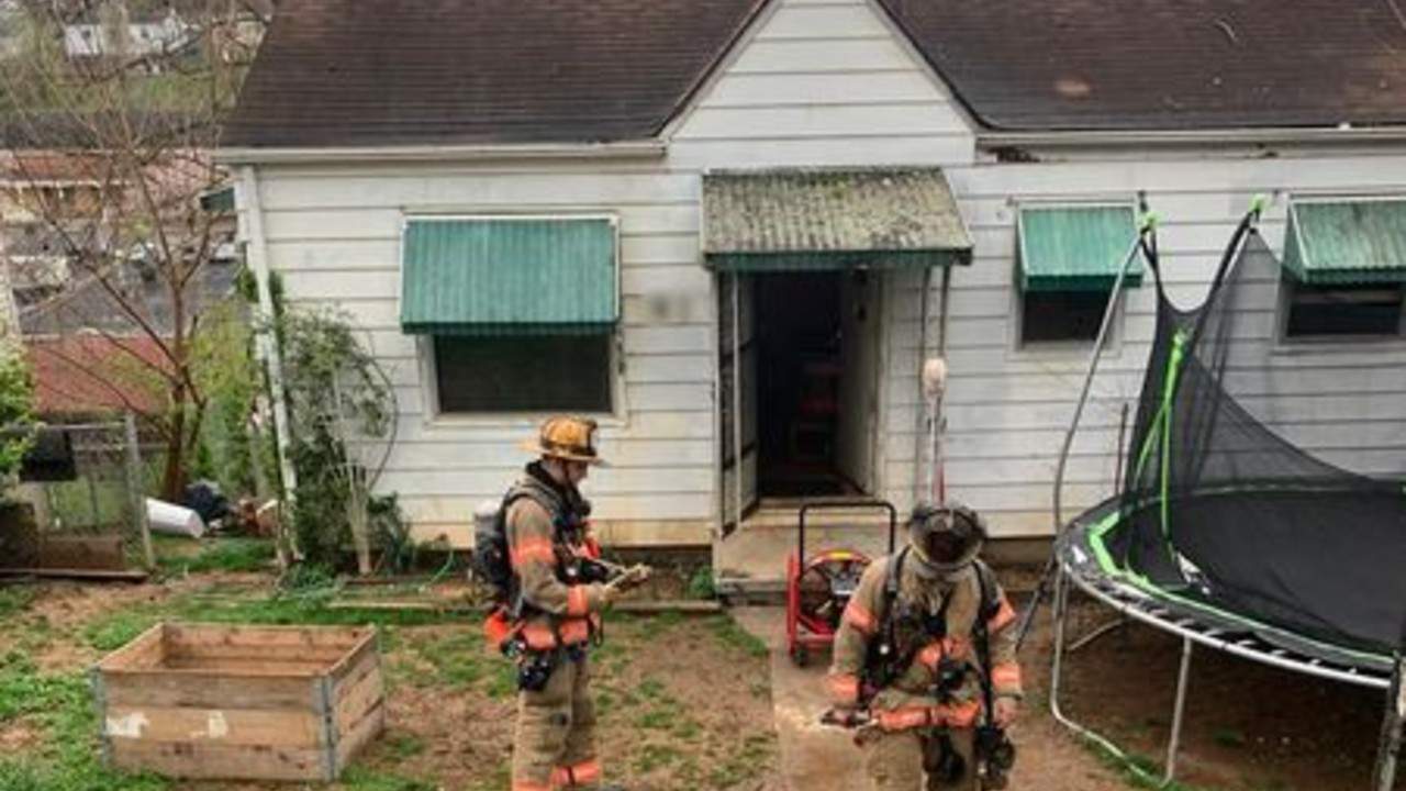 1 hospitalized after fire at Roanoke house