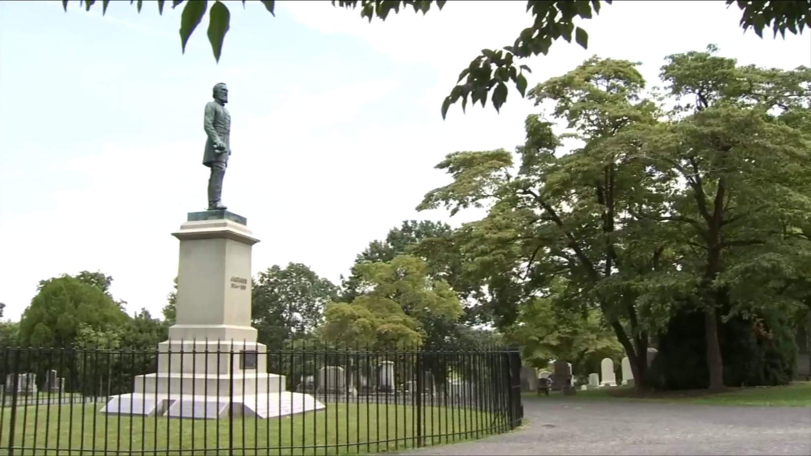 Lexington’s Stonewall Jackson Cemetery officially renamed ‘Oak Grove Cemetery’