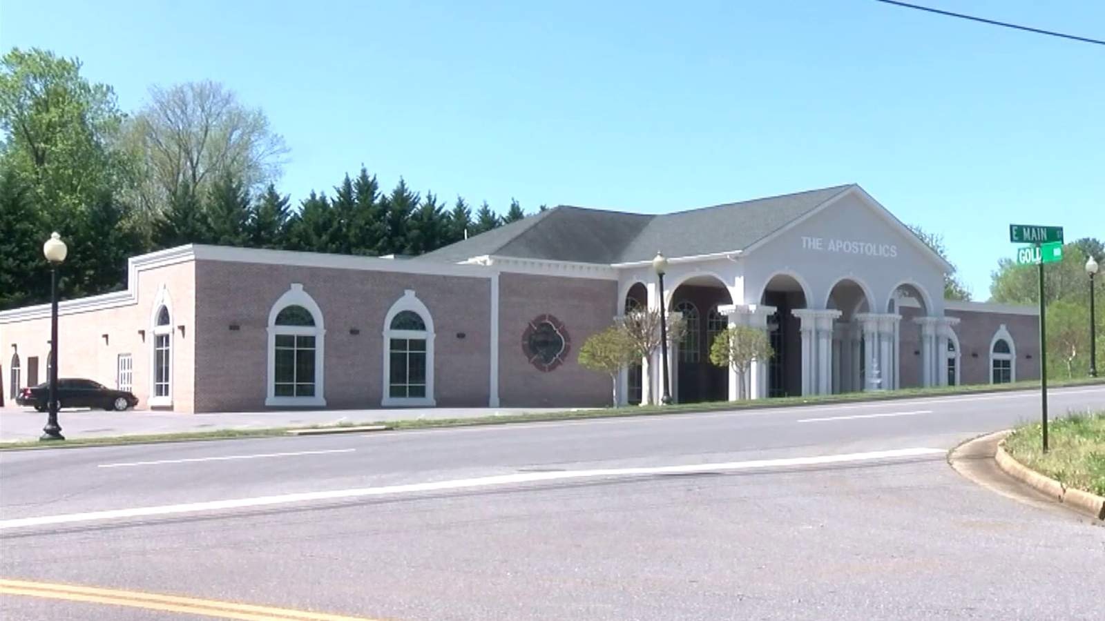 Bedford police still receiving complaints about local church holding services