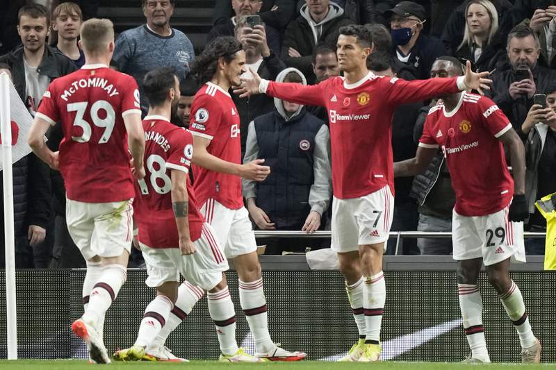 Solskjær gets vital win for United; City, Liverpool setbacks