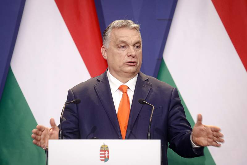 Hungary: Bill would ban 'promoting' homosexuality to minors