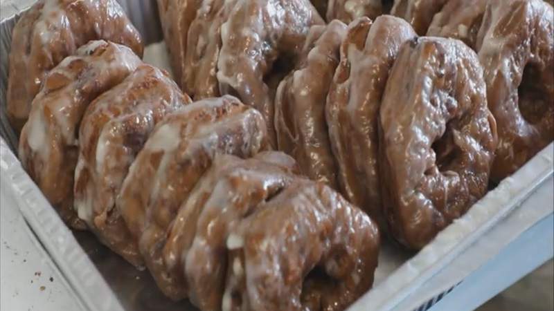 Tasty Tuesday: The Wandering Donut keeps popularity going under recently-changed ownership