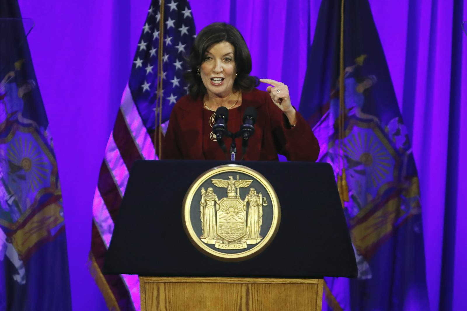 With Cuomo under fire, No. 2 Kathy Hochul treads carefully