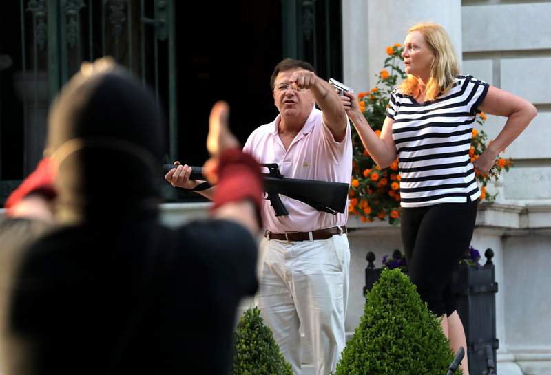 St. Louis gun-waving couple pleads guilty to misdemeanors
