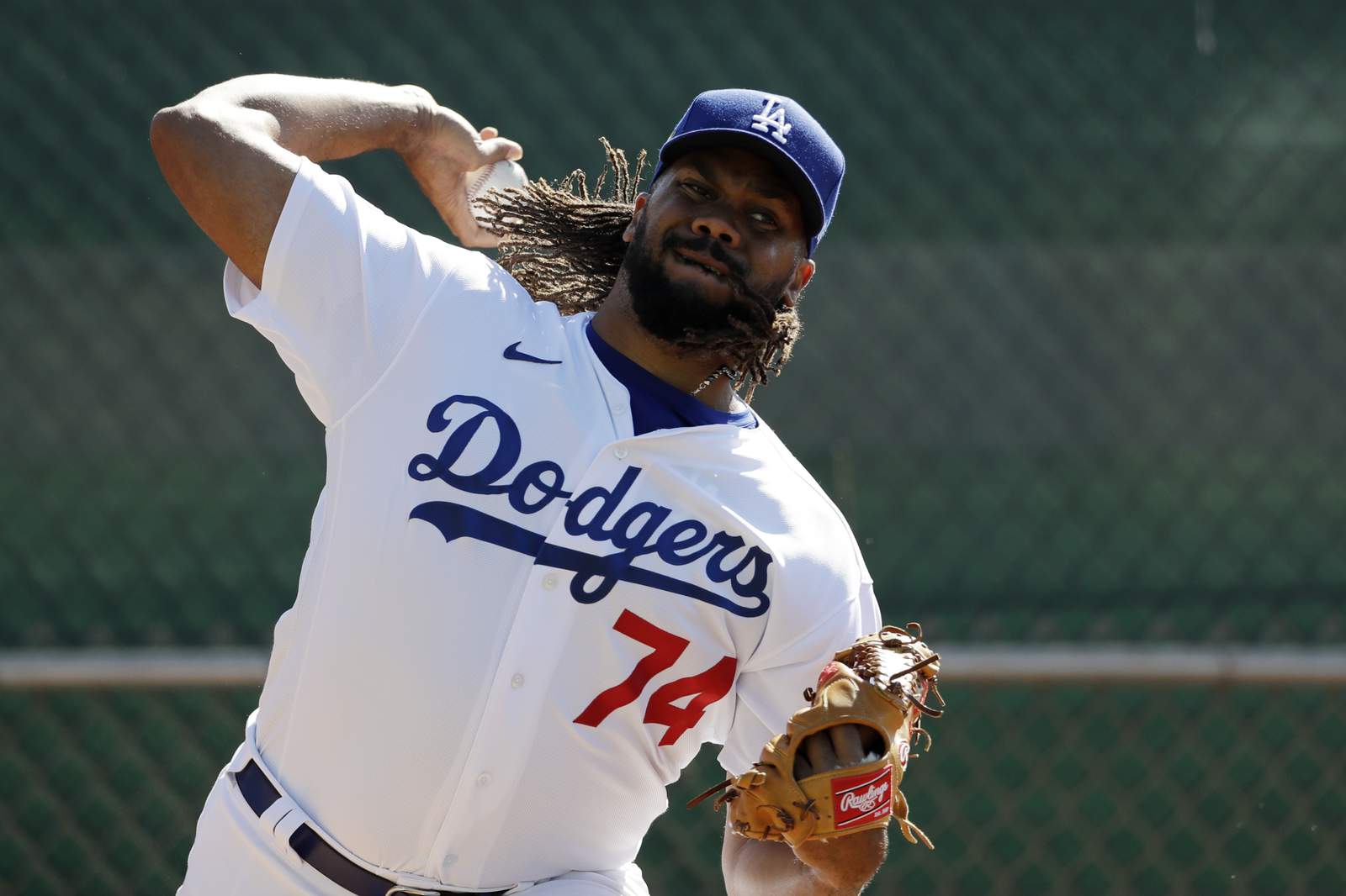 Dodgers' Kenley Jansen reports to camp after having COVID-19