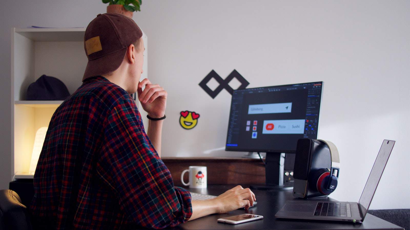 Master graphic design with this Adobe Creative Cloud training for less than $40