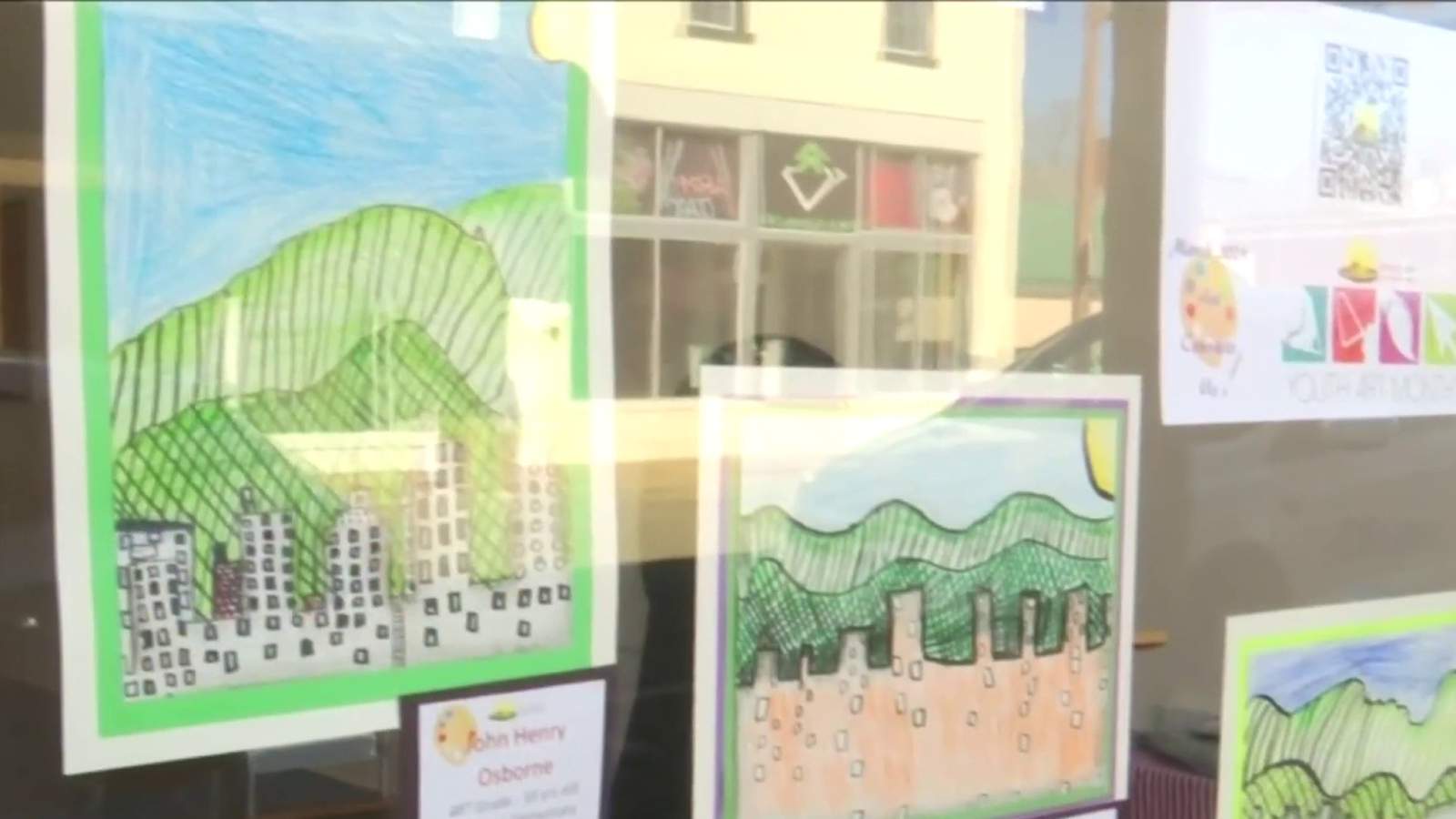 Dozens of student art pieces give downtown Pulaski a splash of color