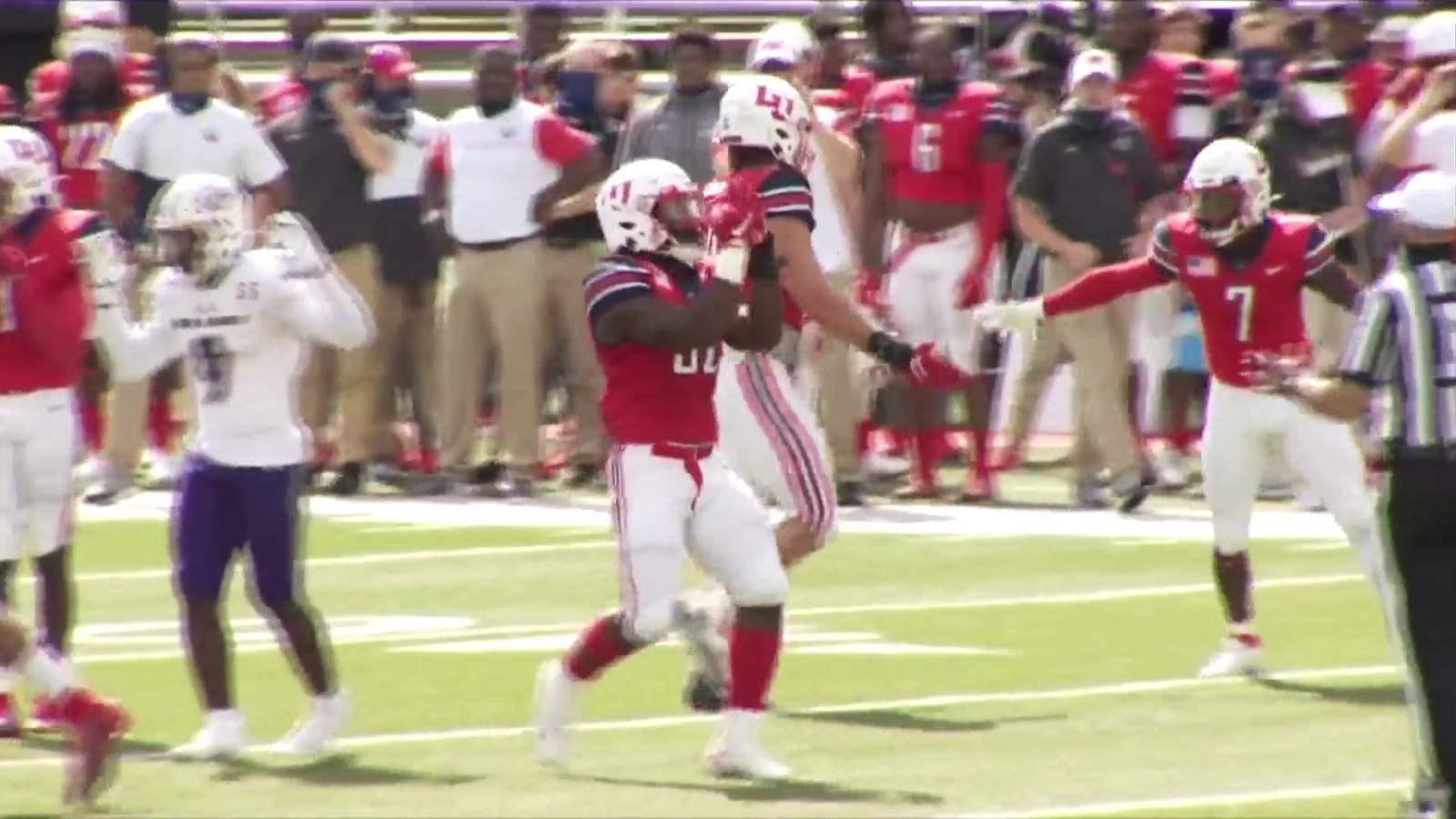 Liberty moves to 3-0 after a 28-7 win over North Alabama