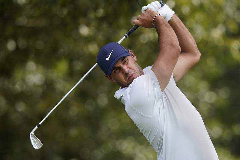 Koepka withdraws from Tour Championship with wrist injury