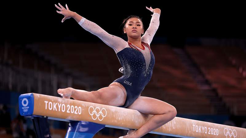 Suni Lee joins exclusive club of American Olympic All-Around champions