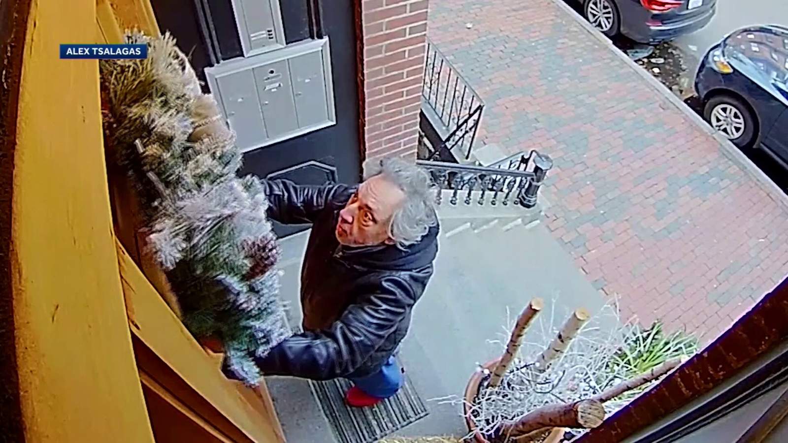 Alleged wreath thief caught on camera