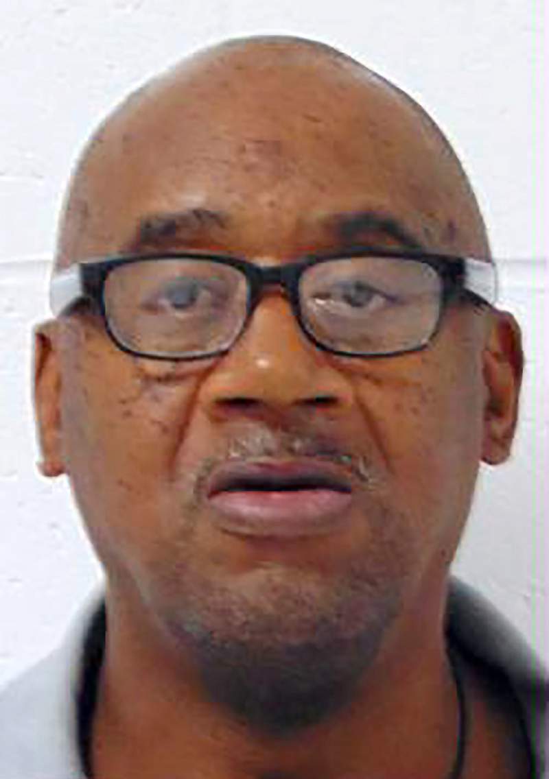 Missouri man executed for killing 3 workers in '94 robbery