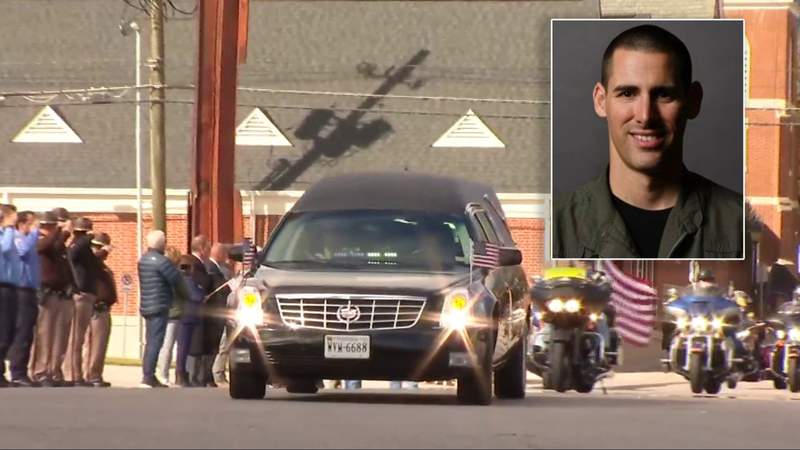 Memorial motorcade held in Salem for fallen Navy salior killed in helicopter crash