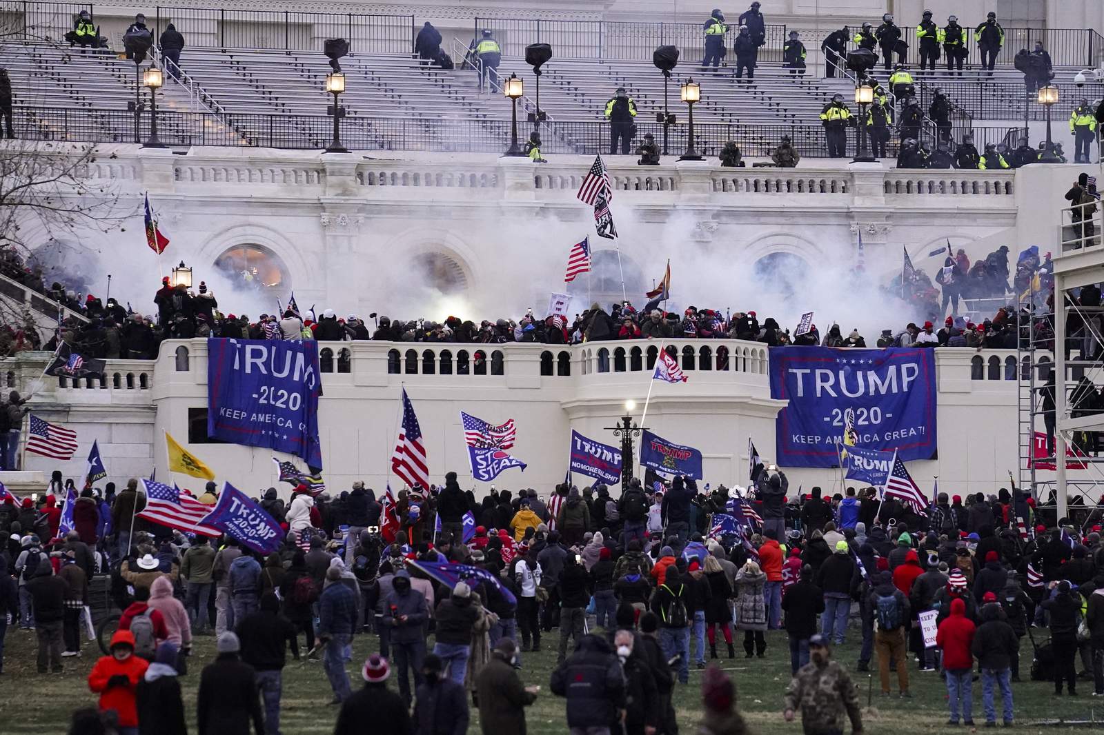 US Capitol Police says officer died from injuries after responding to violent ‘riots’