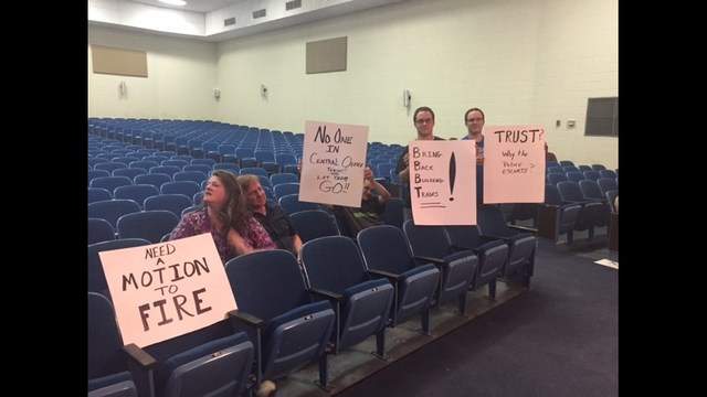 Grayson County parents fed up with school leadership