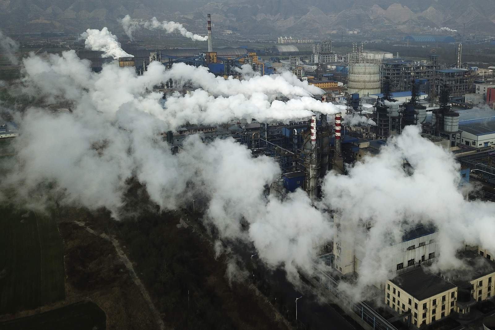 China, top global emitter, aims to go carbon-neutral by 2060 - WSLS 10
