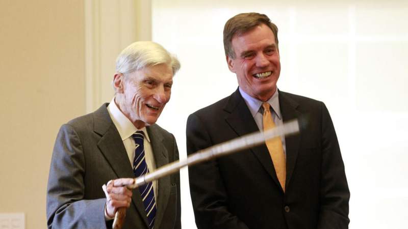 Virginia lawmakers, officials react to the passing of former U.S. Sen. John Warner