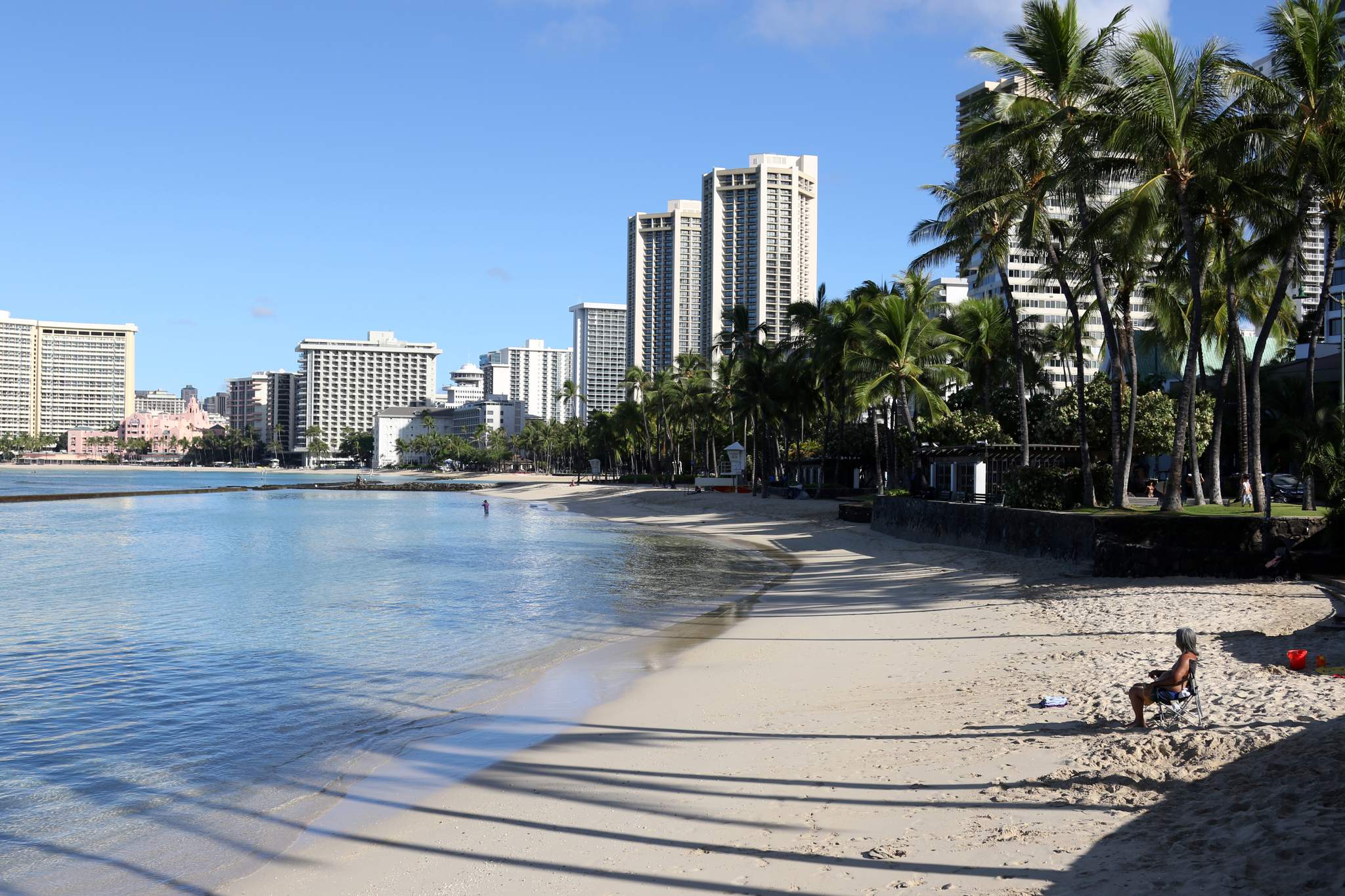Hawaii gets tourism surge as coronavirus rules loosen up