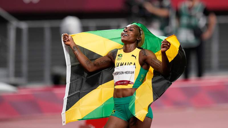Elaine Thompson-Herah completes sprint triple in Jamaican 4x100m win; USA second