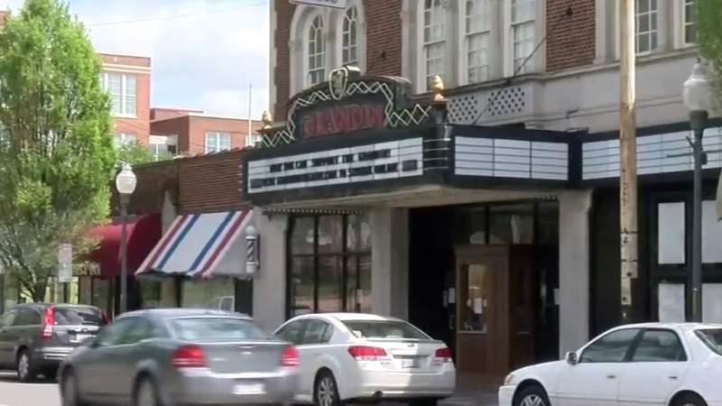 Grandin Theatre to return to showing newly-released movies next month