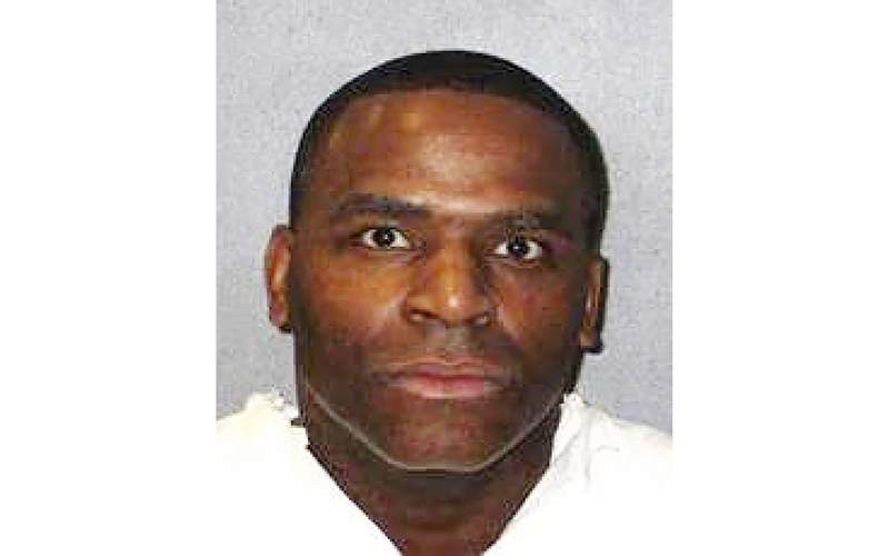 Absent media, Texas executes inmate who killed great aunt