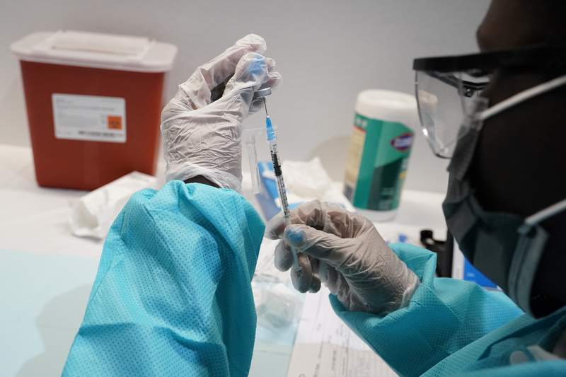 AP-NORC poll: Most unvaccinated Americans don't want shots
