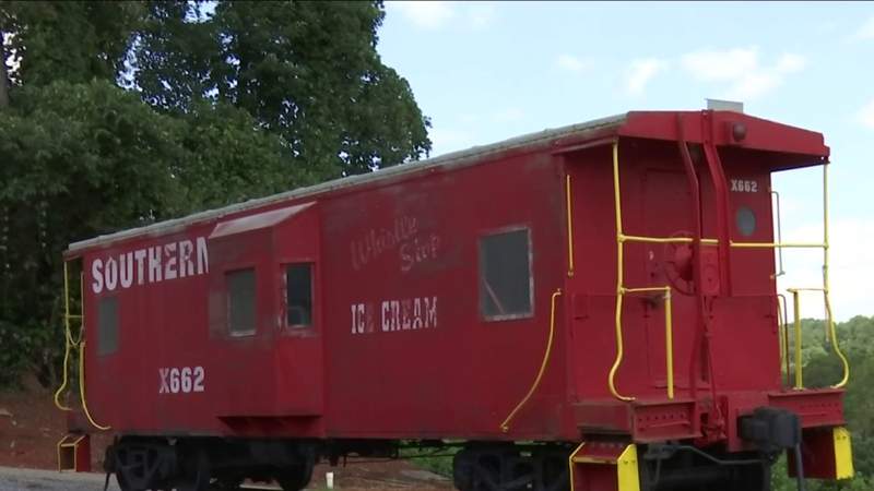 New Lynchburg Airbnb will allow you to cozy up in a caboose