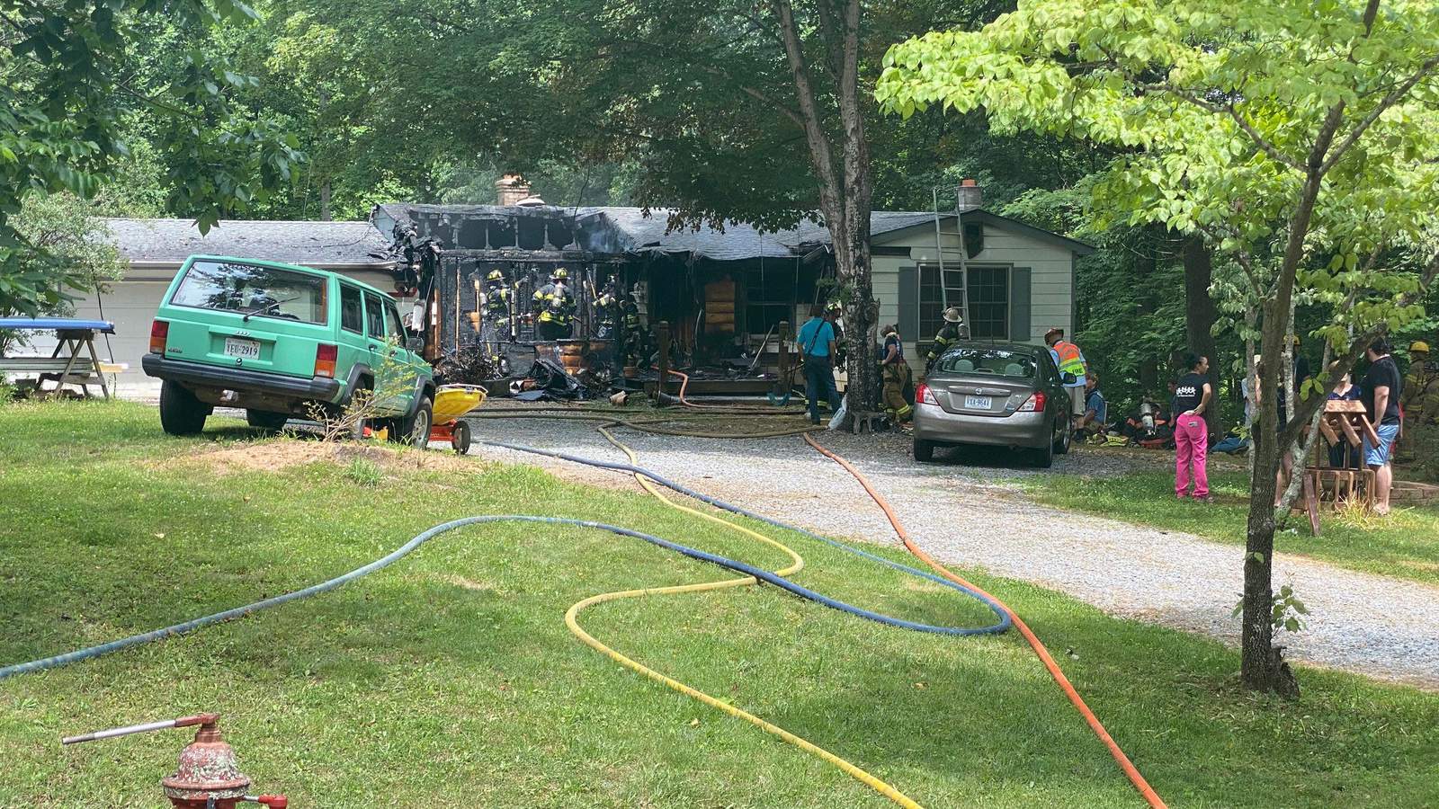 No one hurt in Forest house fire
