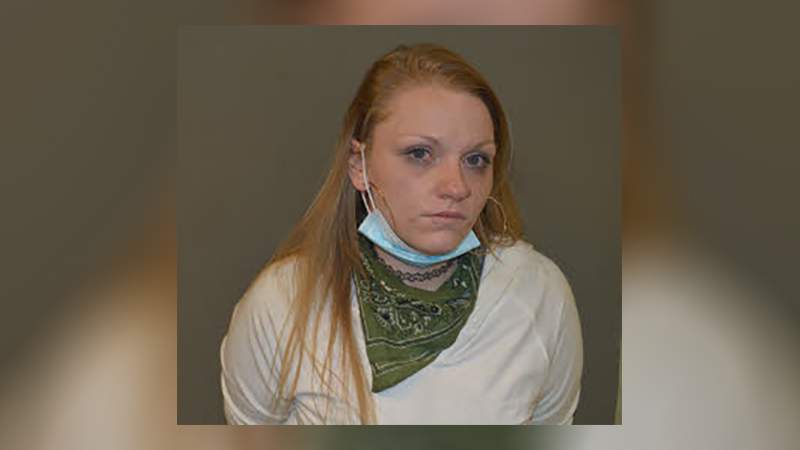 Woman arrested with 2 pounds of meth in Radford, police say