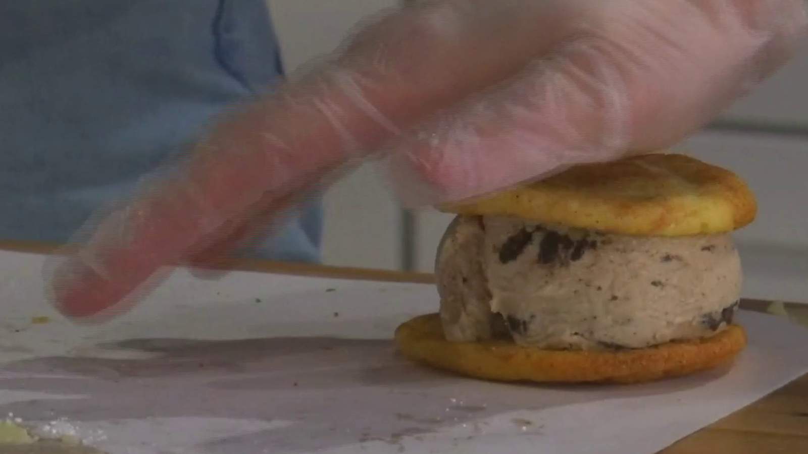 Indulge in sweet ice cream sandwiches at Rookie’s new Roanoke shop
