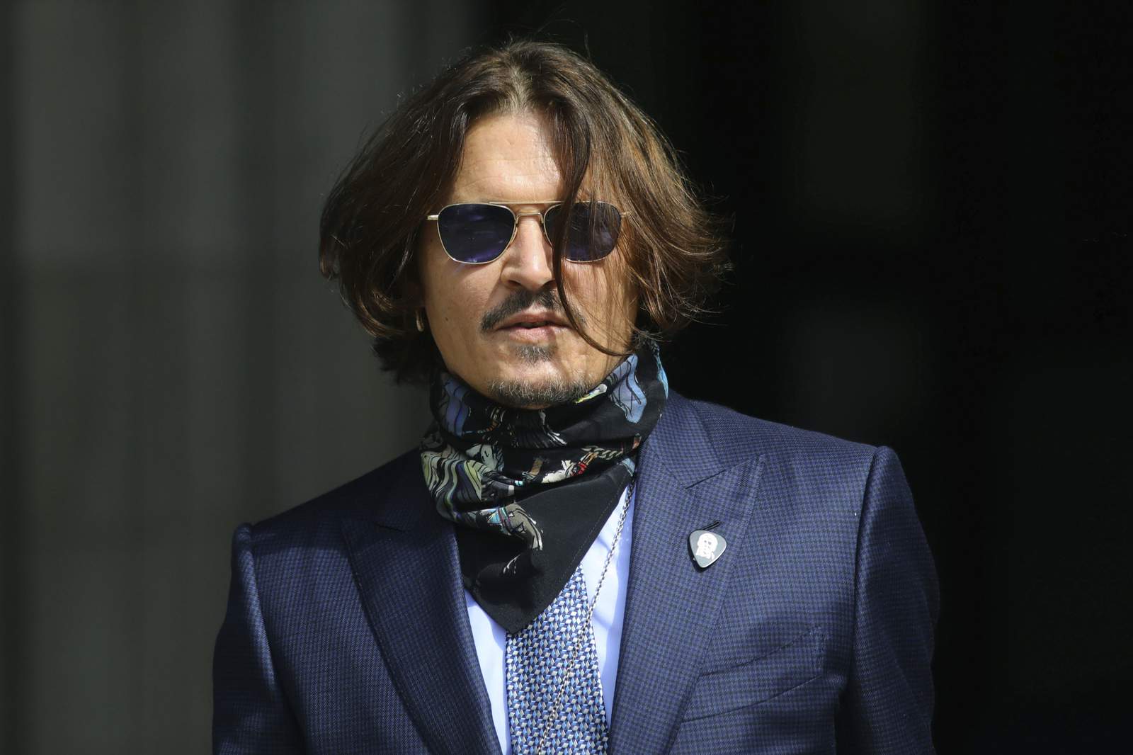 Lawyers summing up at Depp's libel trial against UK tabloid