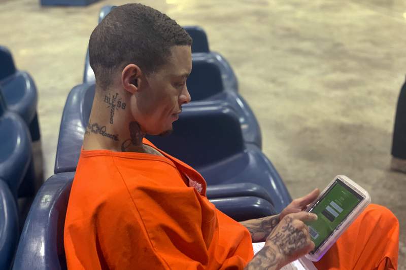 Oklahoma prison inmates to begin receiving computer tablets