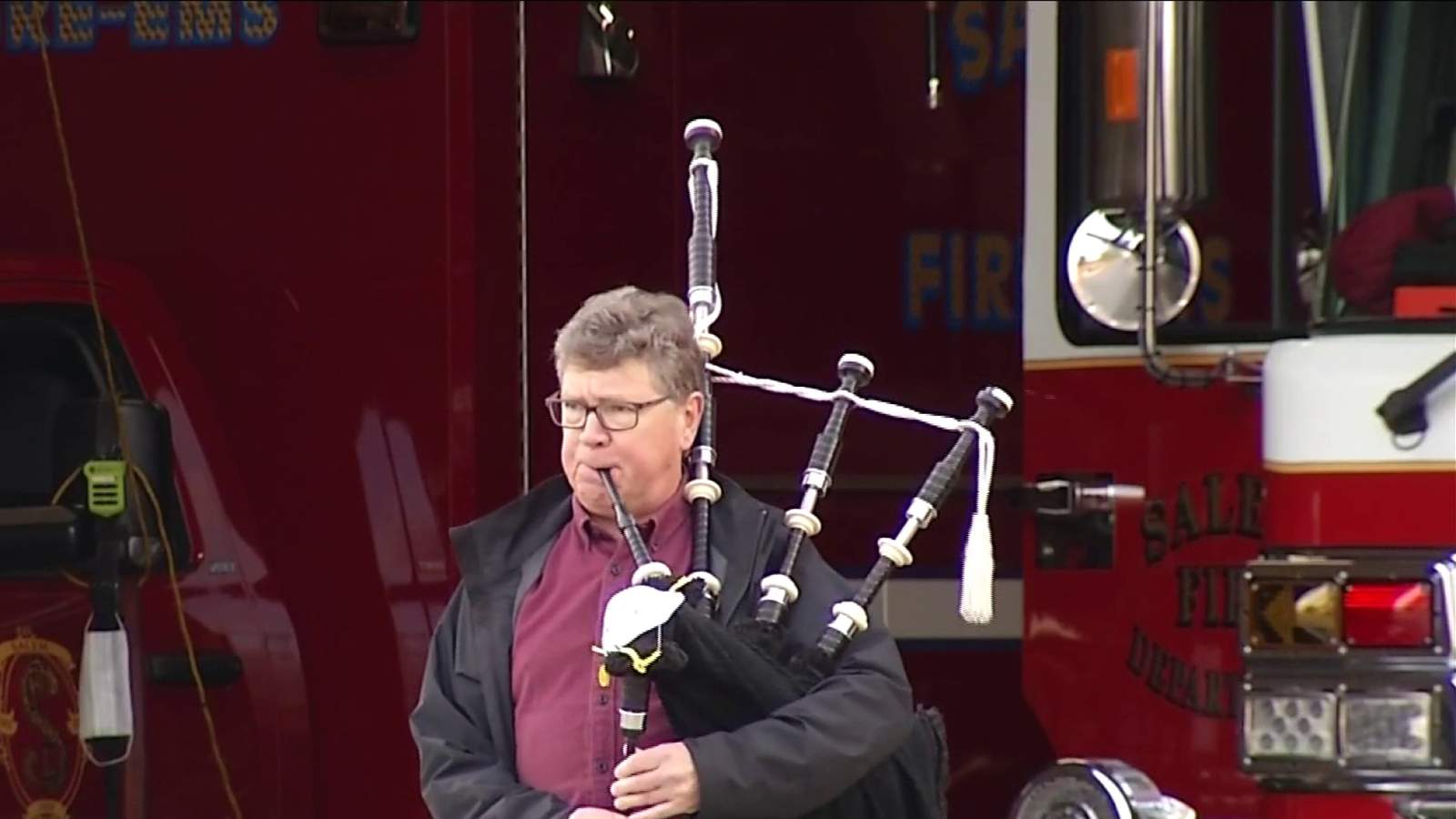 Salem fire station turns into stage for bagpipe and drums group
