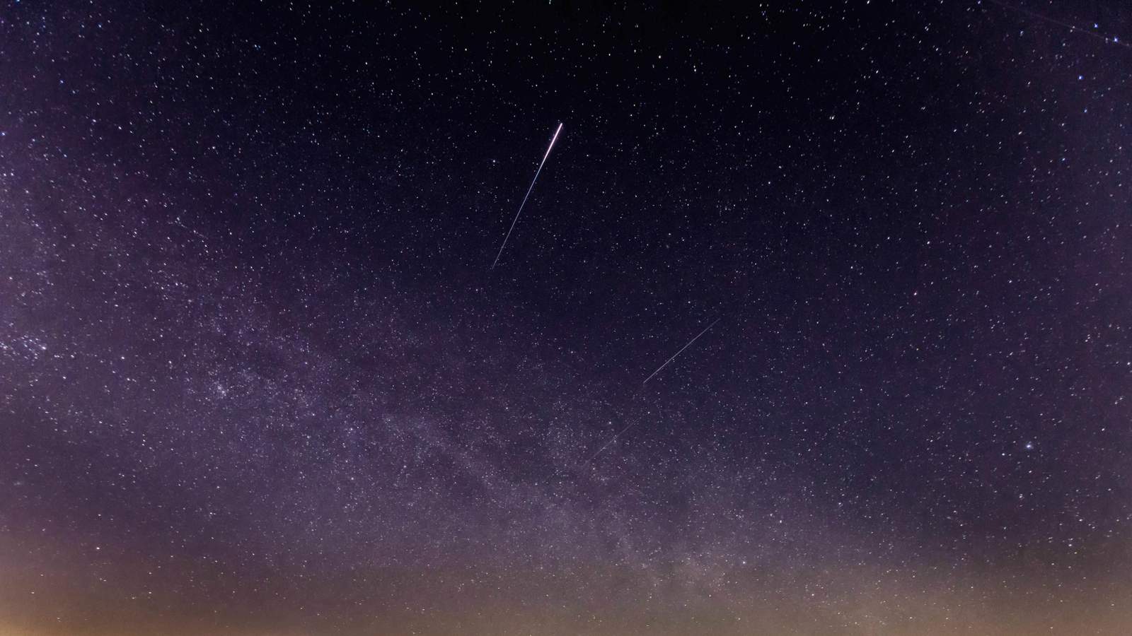 Look at the sky on Monday, for the first meteor shower in 2021
