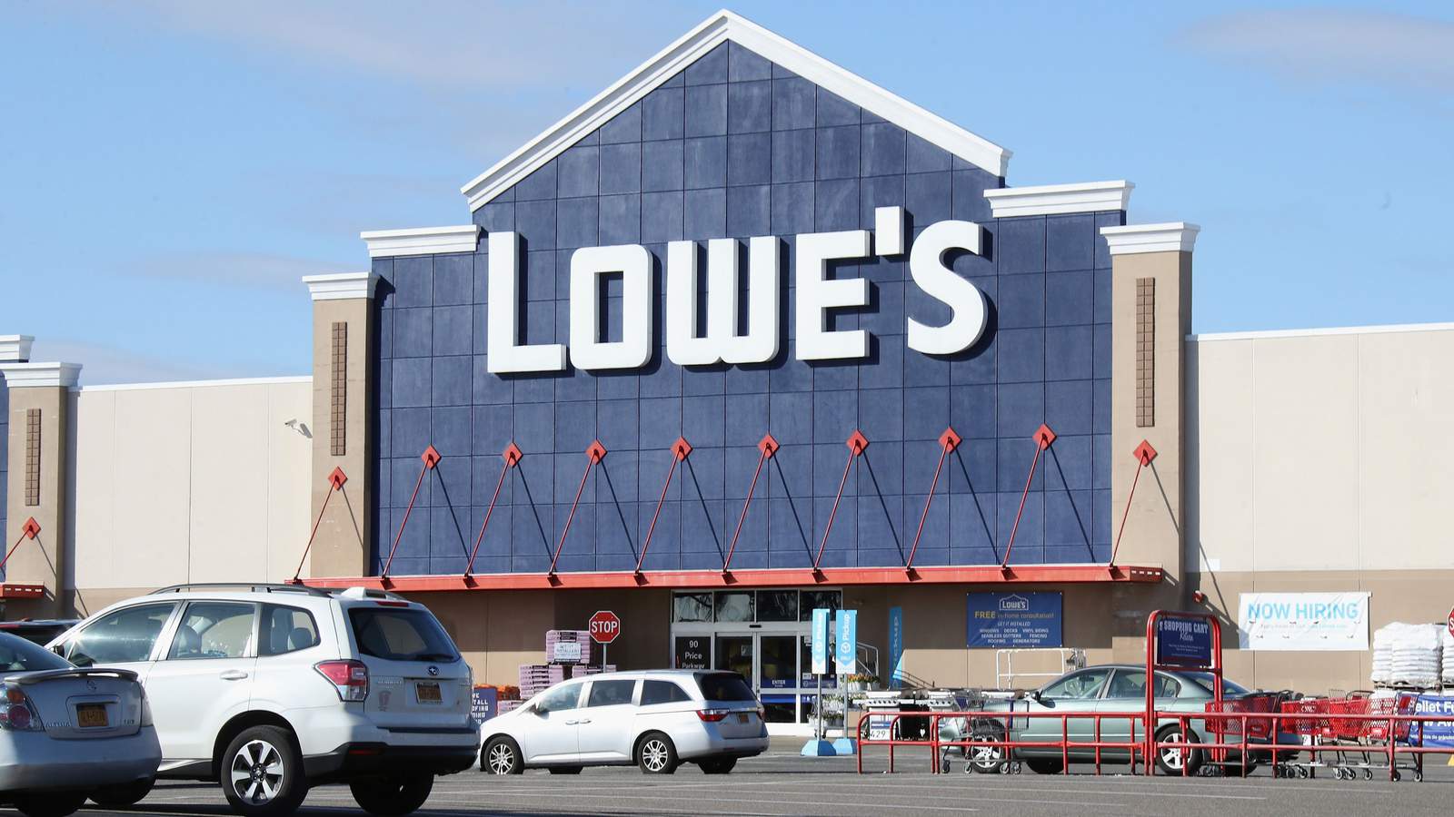 Lowe’s closing all stores on Easter Sunday, giving employees ’much-deserved’ day off