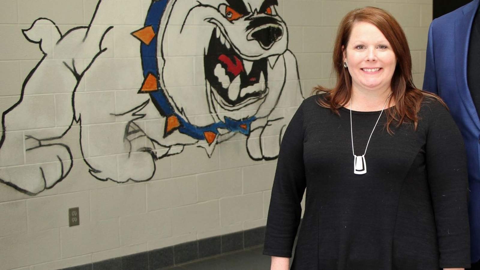 Roanoke middle school principal leaves less than a month into the job