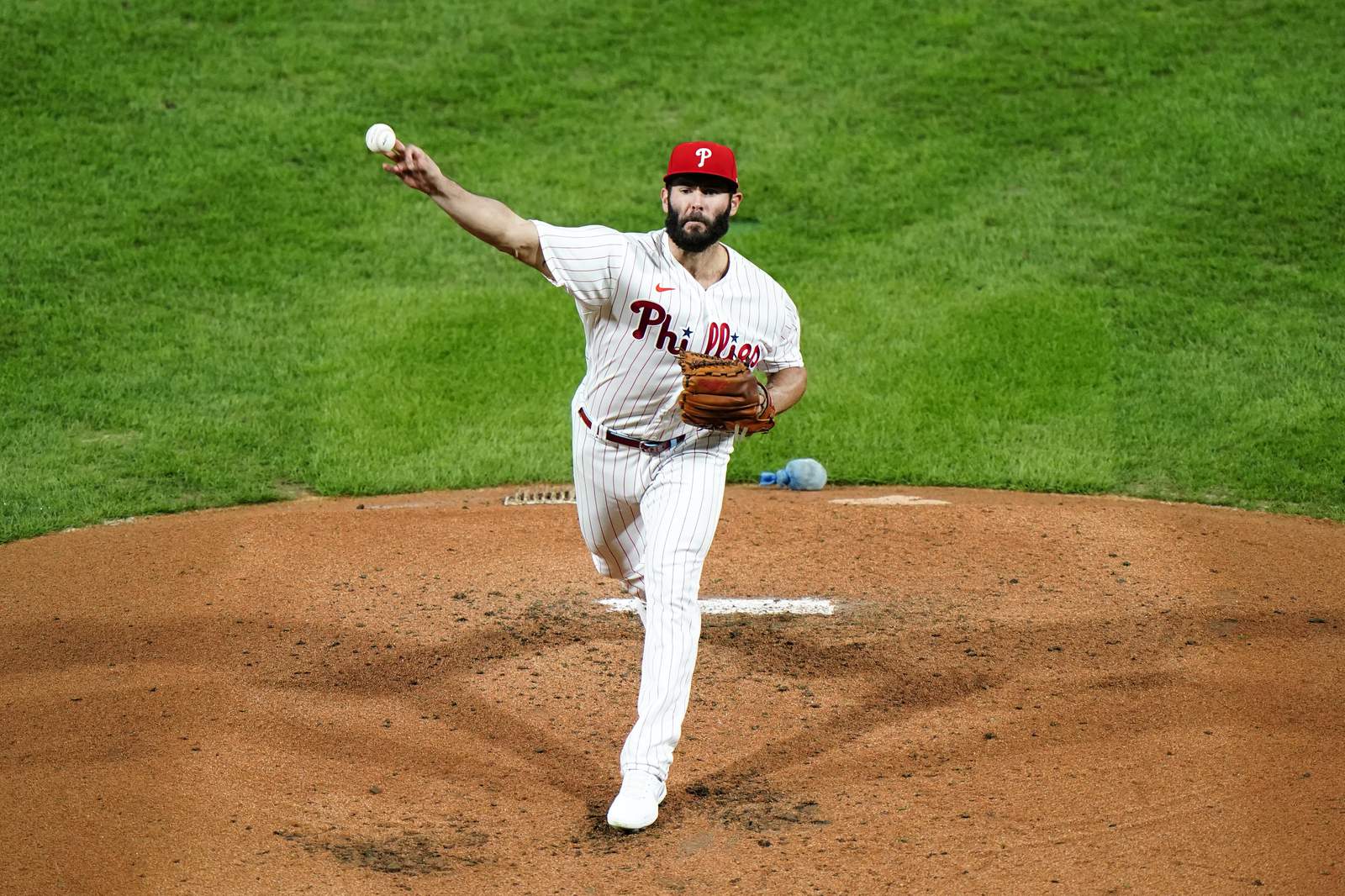 Phils' Arrieta out for regular season with hamstring injury